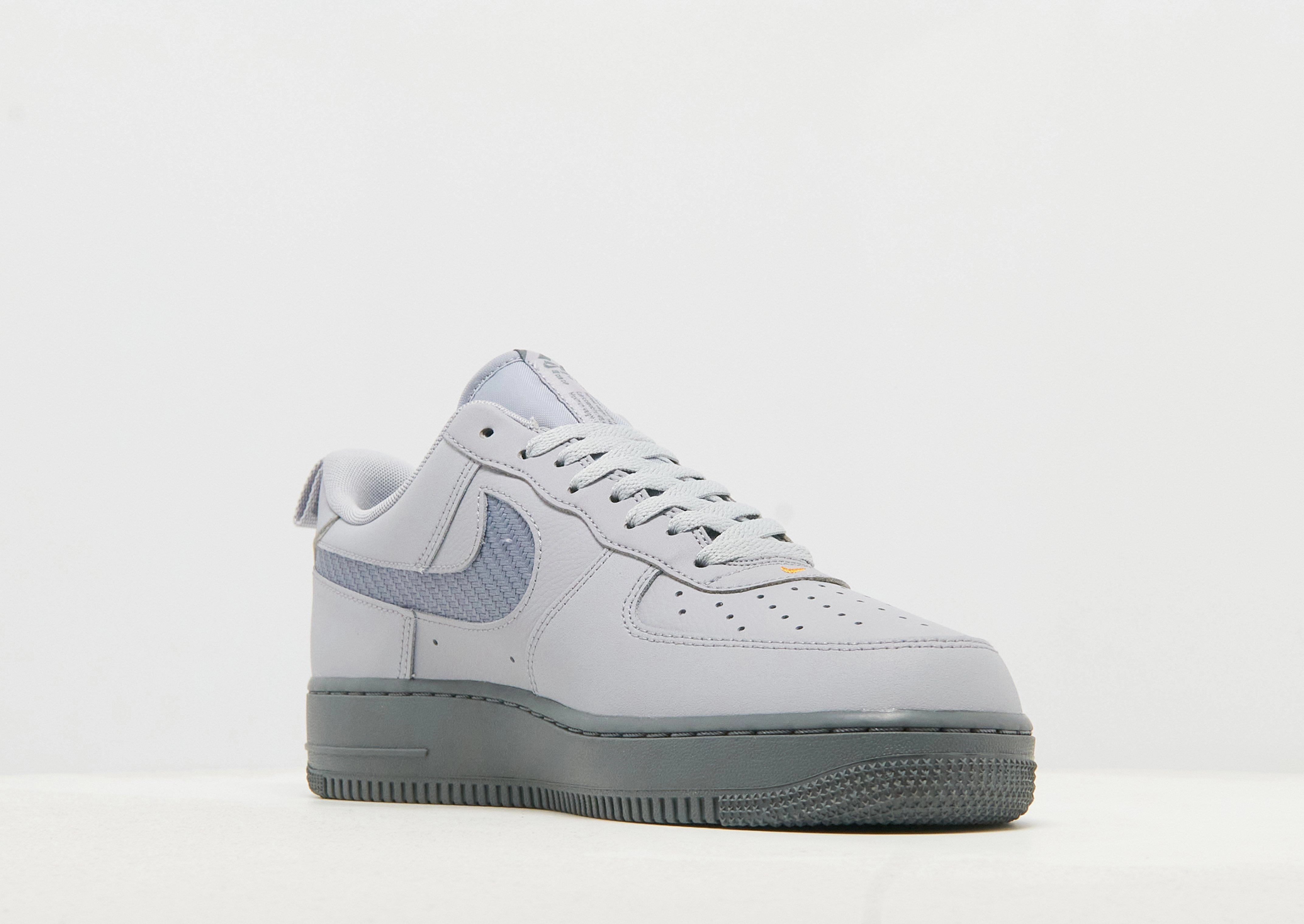סניקרס Air Force 1 '07 LV8 | גברים