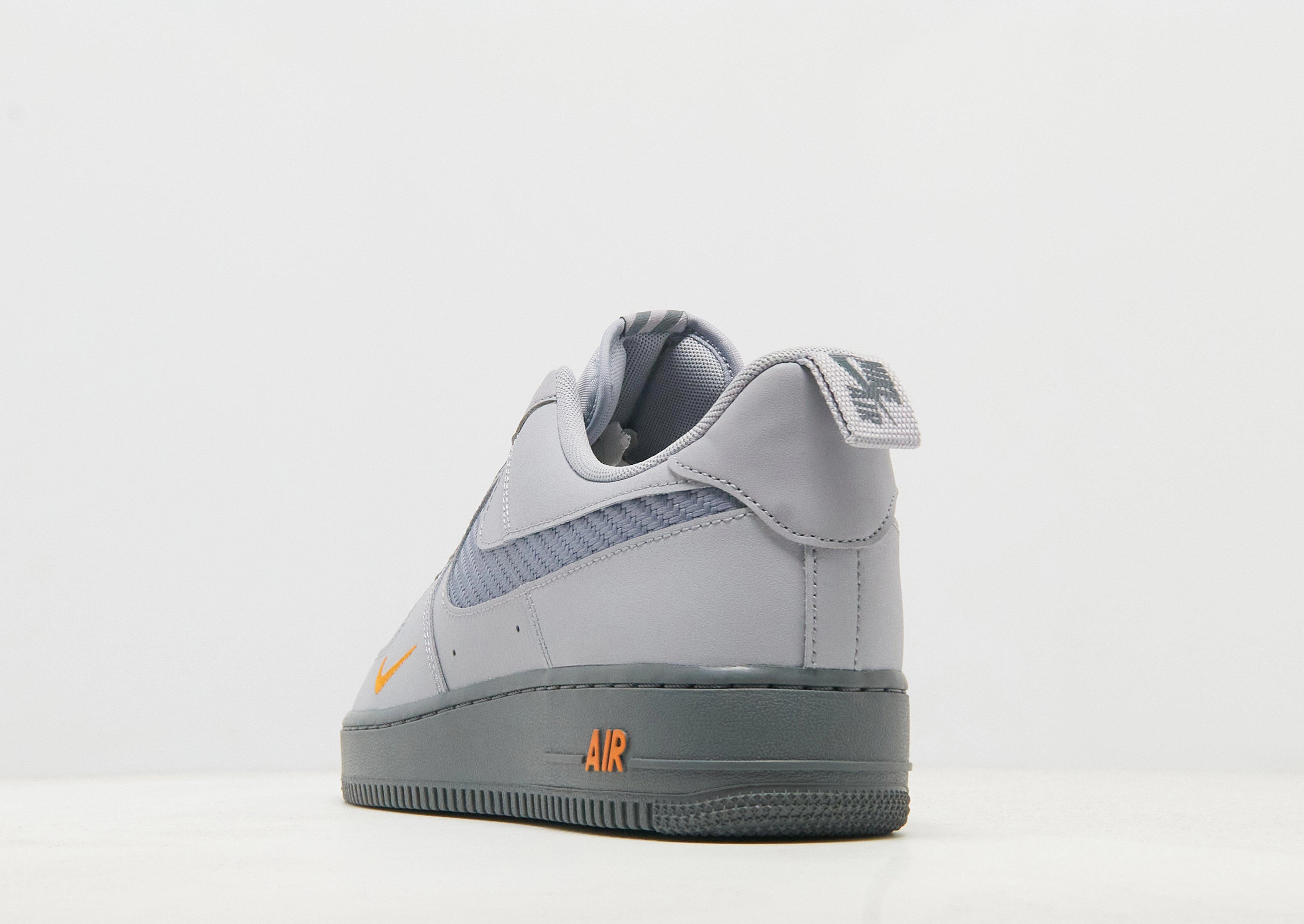 סניקרס Air Force 1 '07 LV8 | גברים