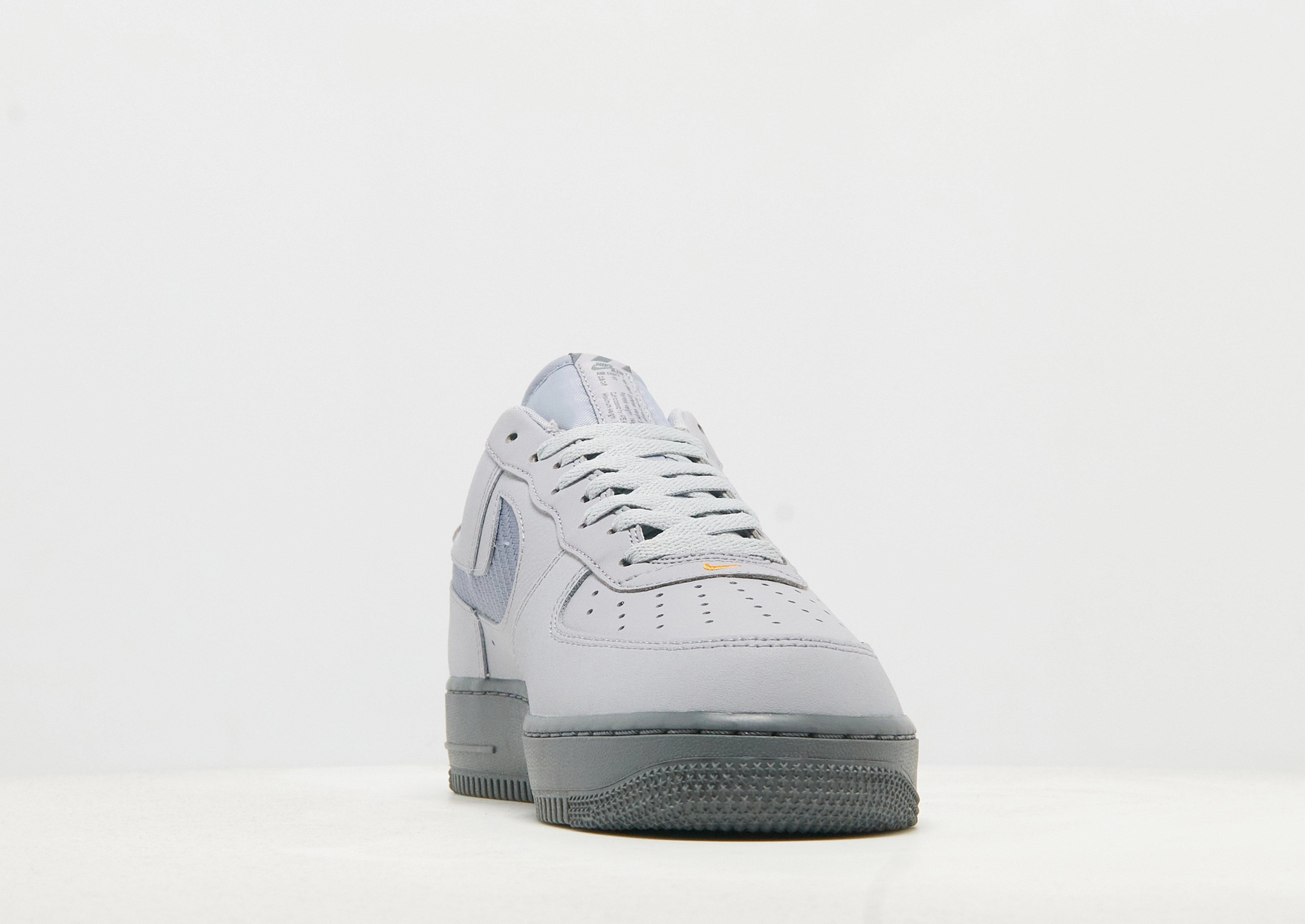 סניקרס Air Force 1 '07 LV8 | גברים