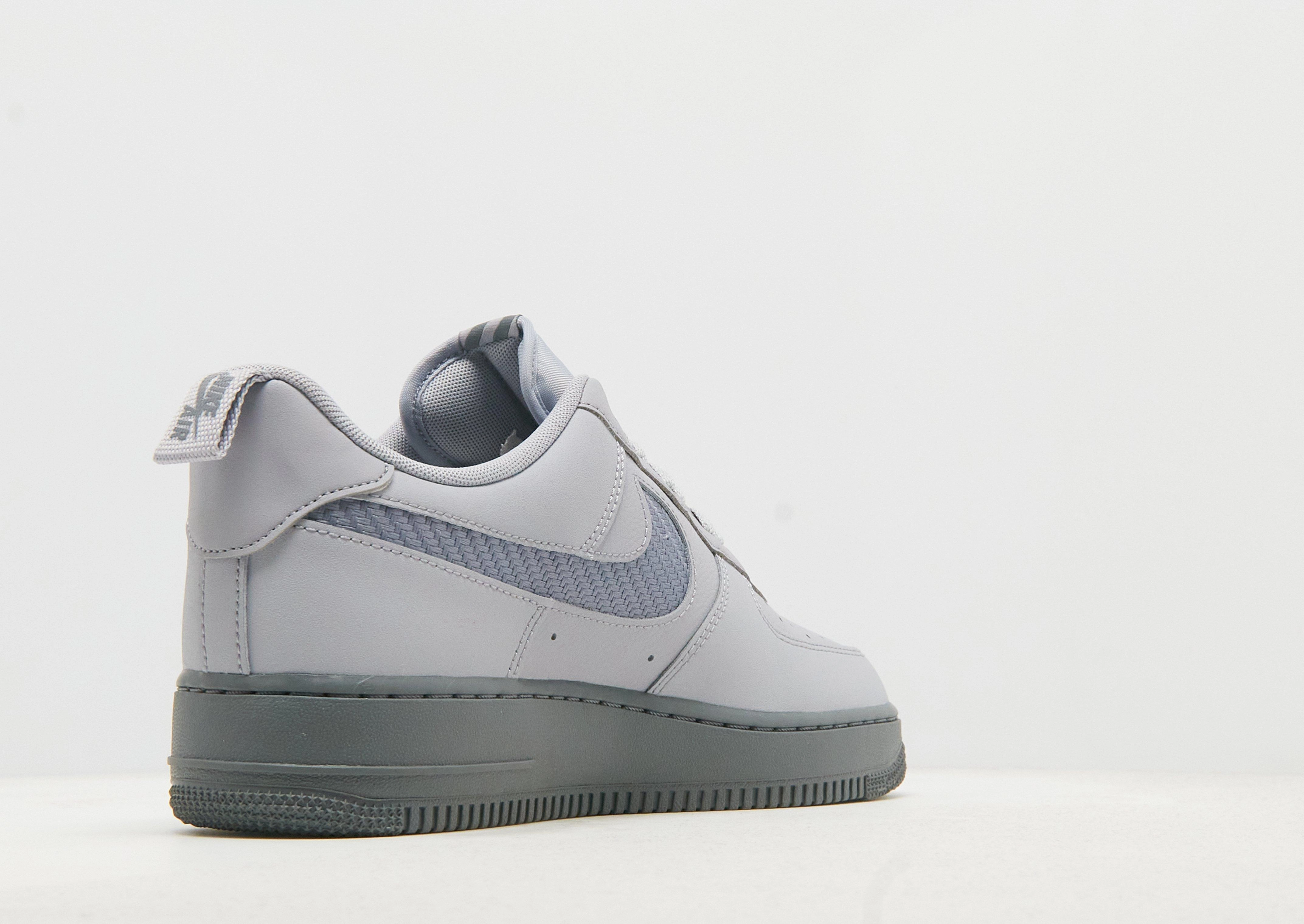 סניקרס Air Force 1 '07 LV8 | גברים