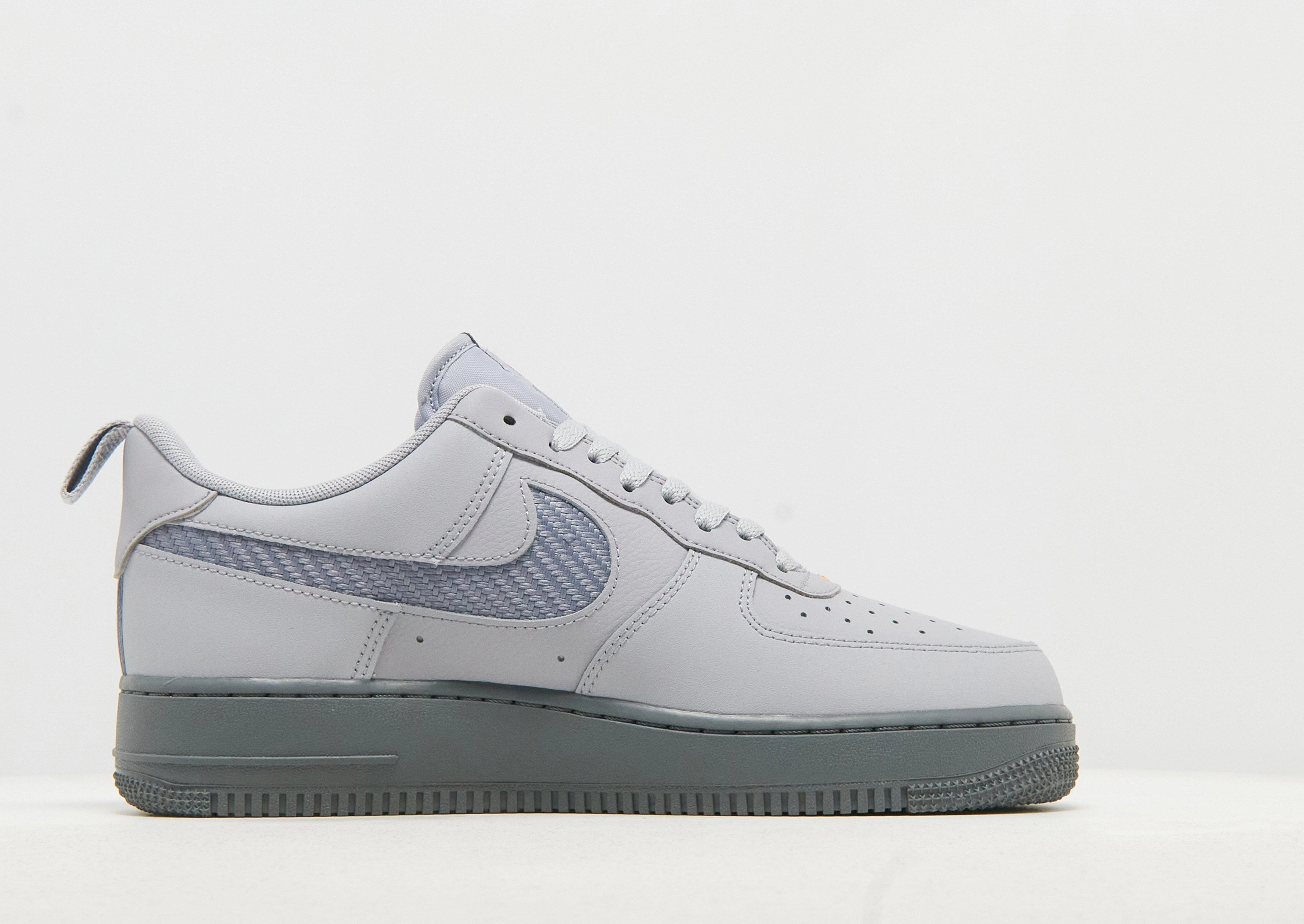 סניקרס Air Force 1 '07 LV8 | גברים