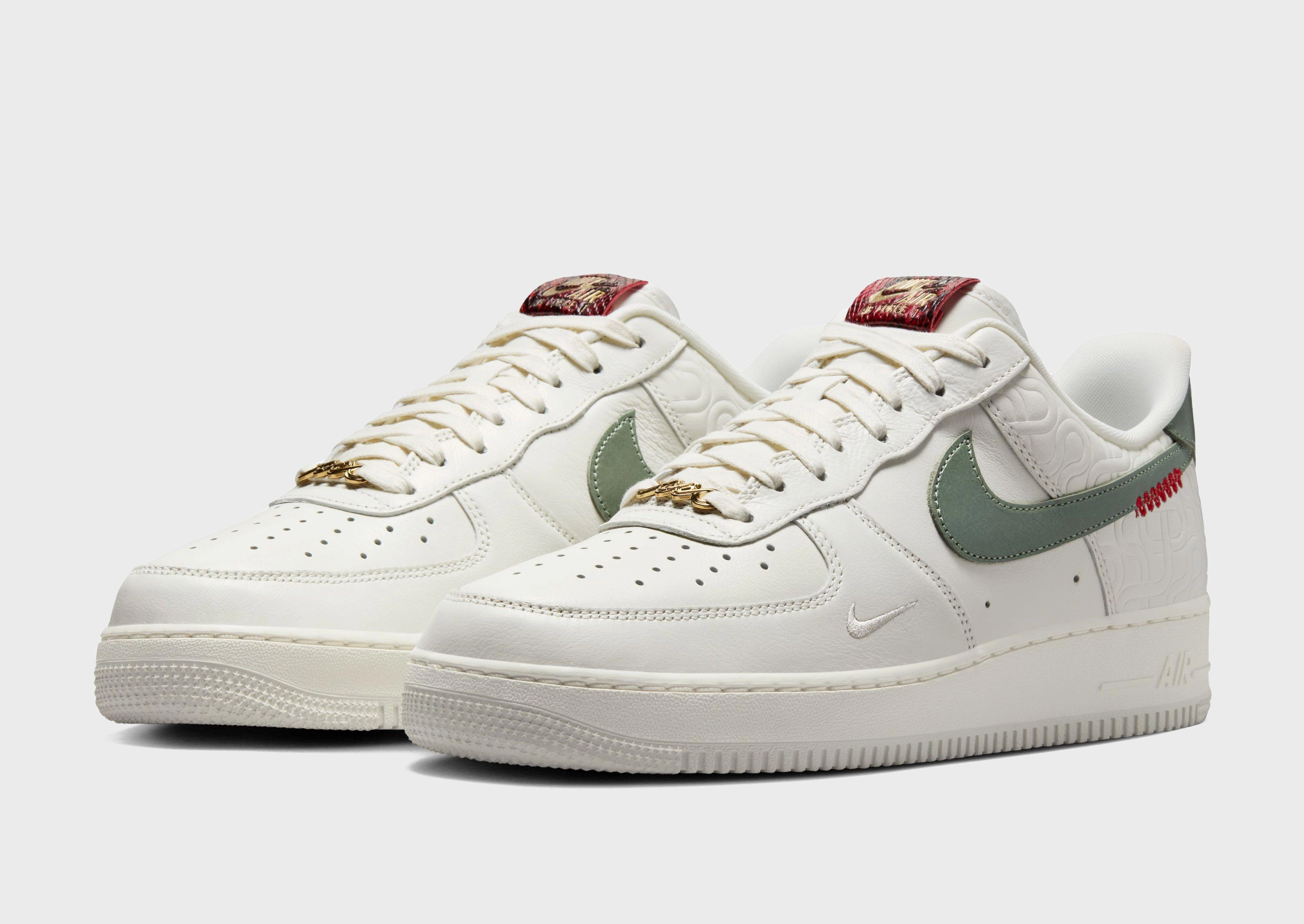 סניקרס Air Force 1 '07 LV8 | גברים