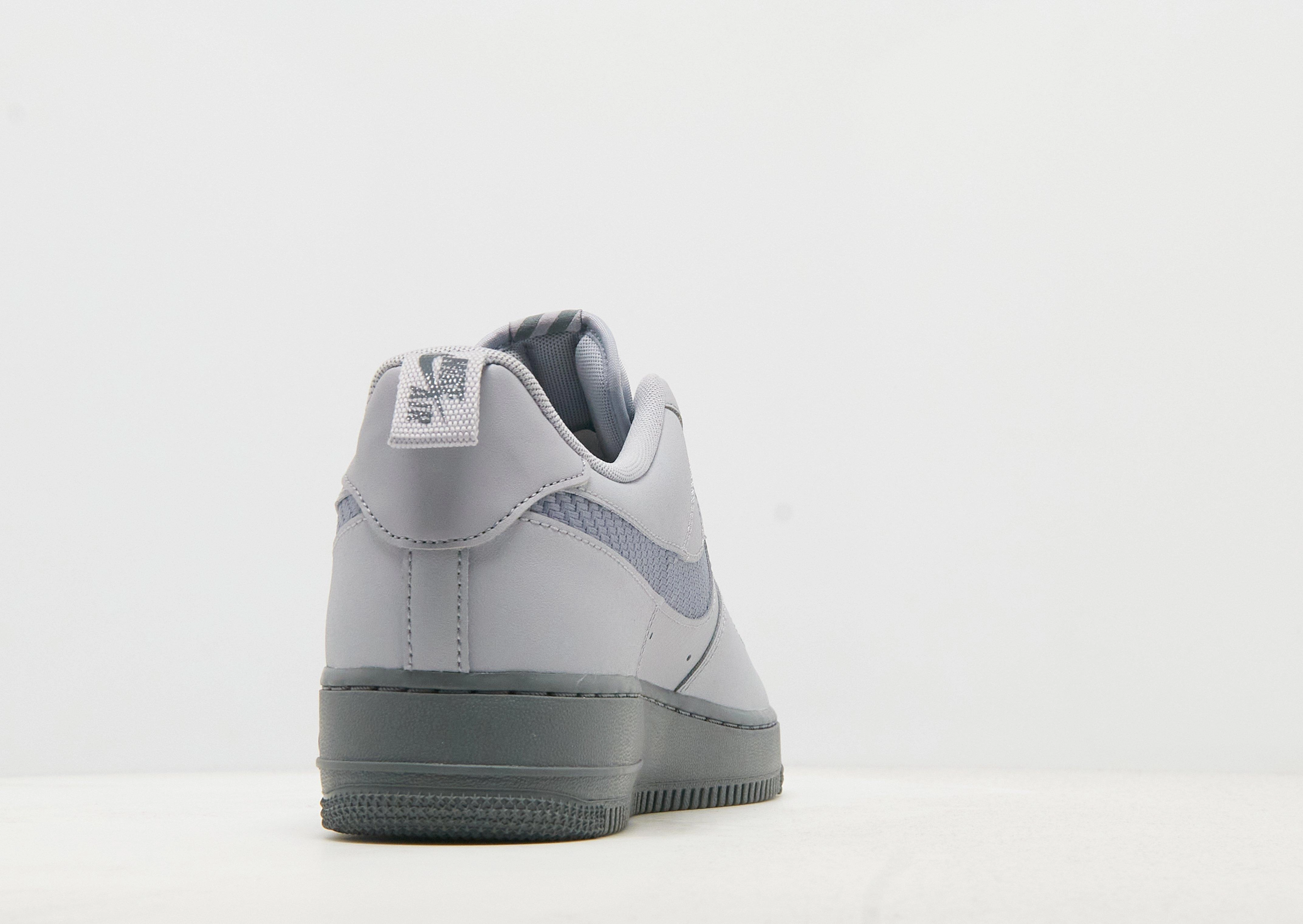 סניקרס Air Force 1 '07 LV8 | גברים