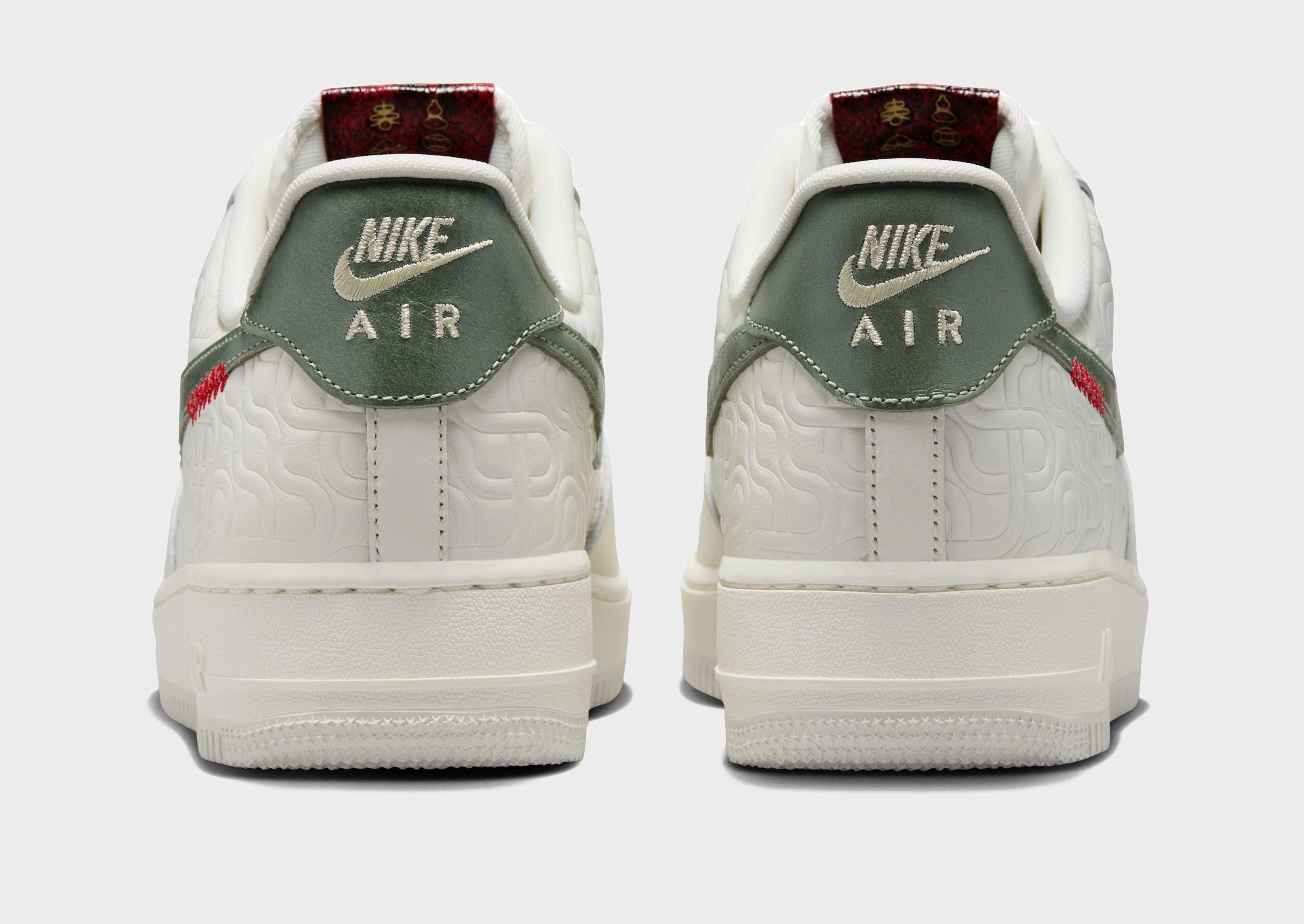 סניקרס Air Force 1 '07 LV8 | גברים