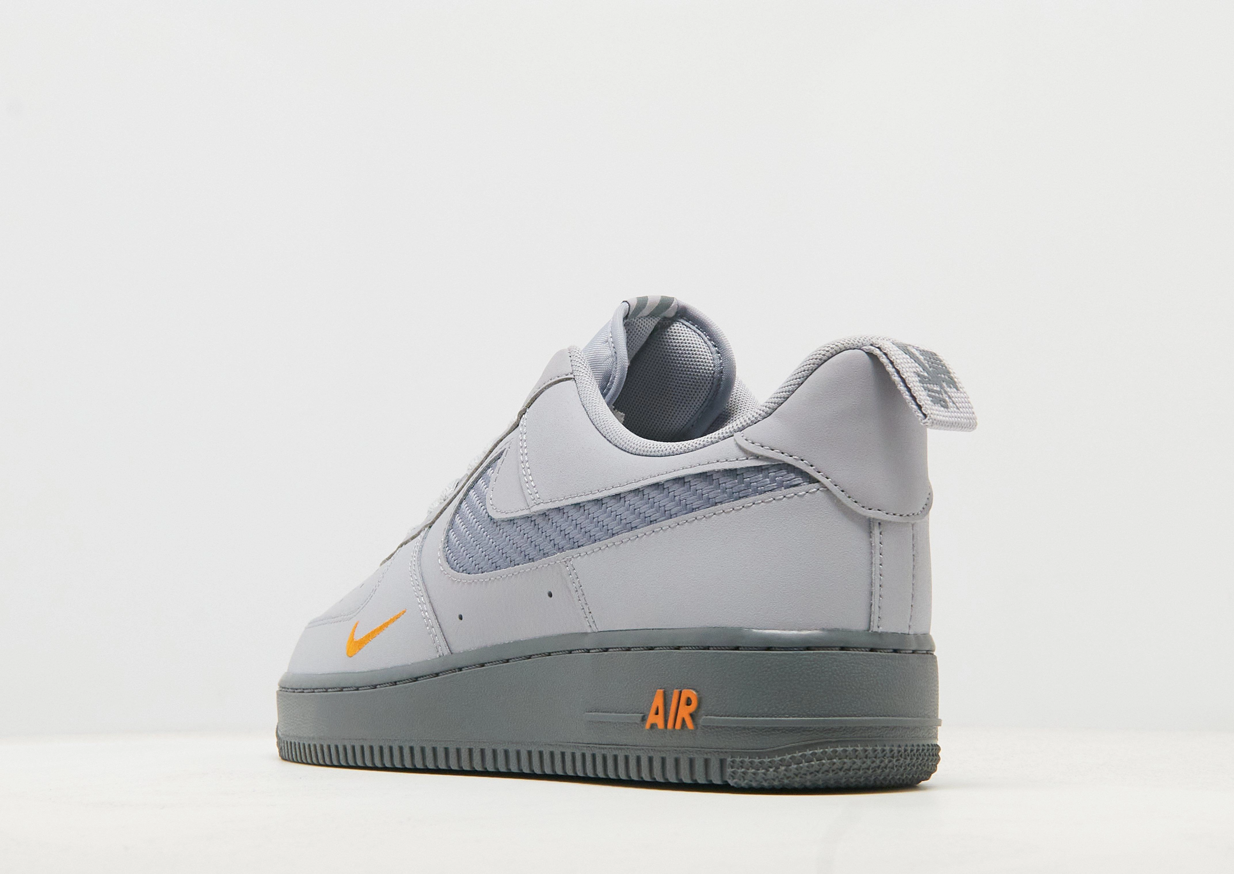 סניקרס Air Force 1 '07 LV8 | גברים