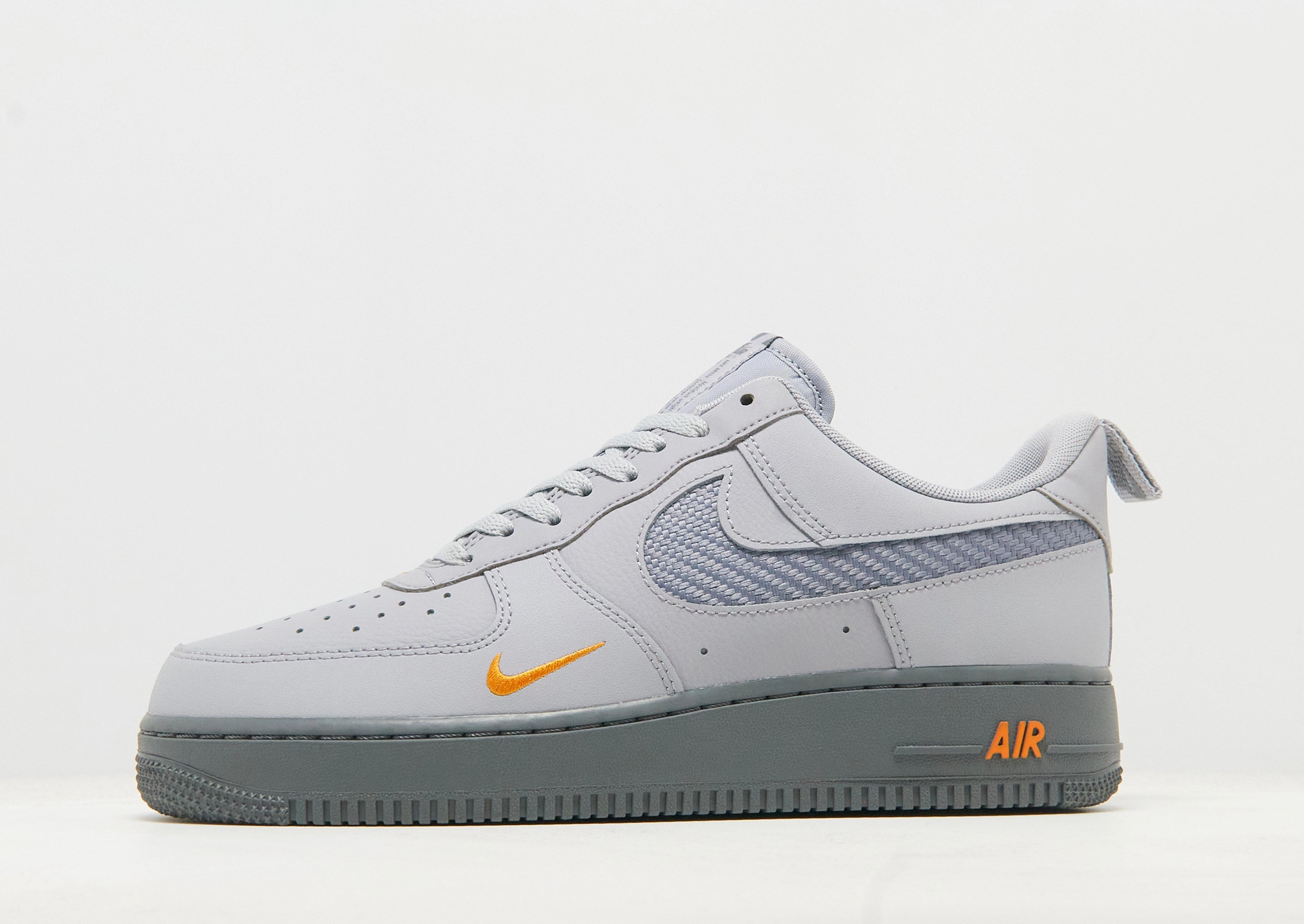 סניקרס Air Force 1 '07 LV8 | גברים