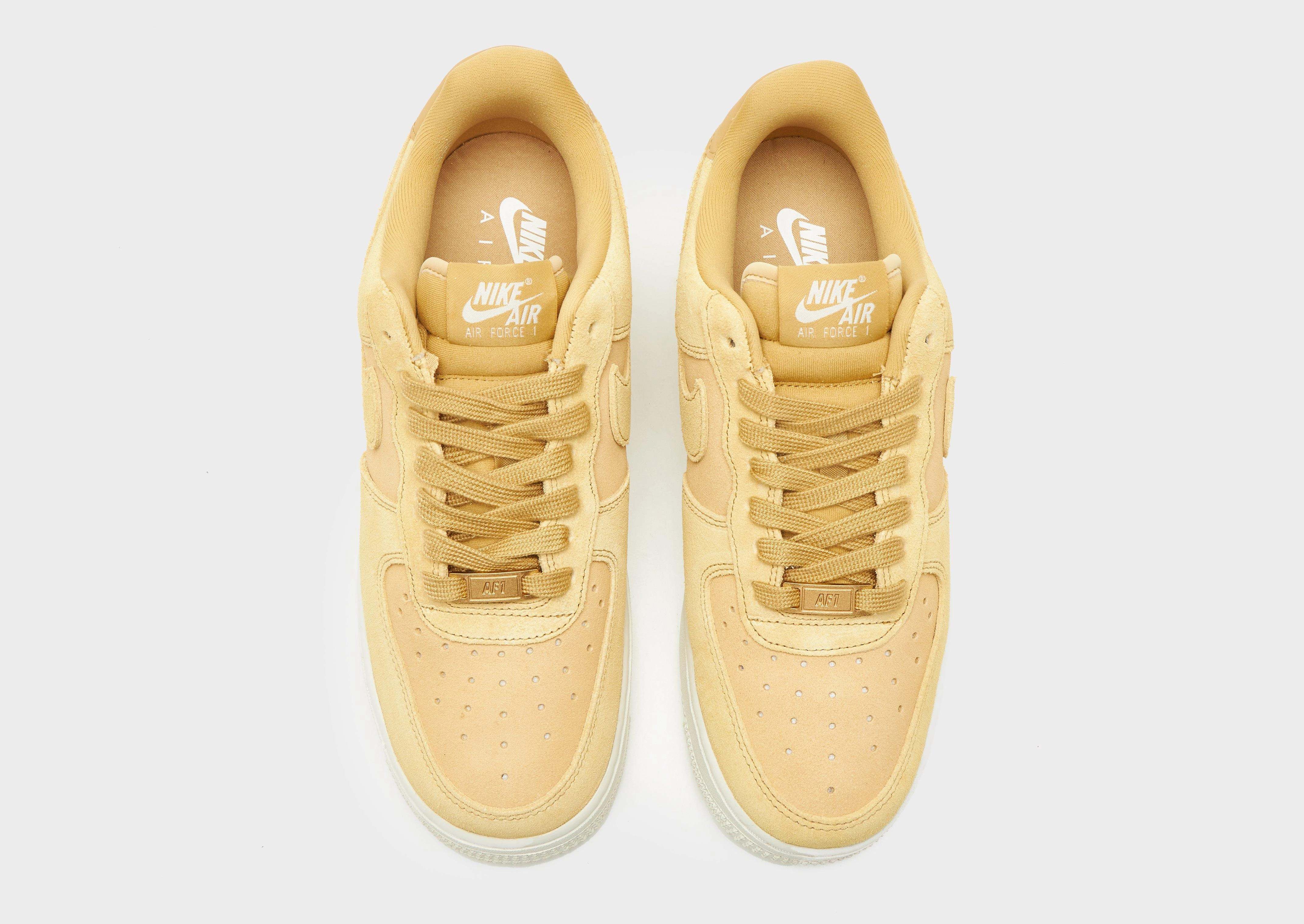 סניקרס Air Force 1 Low | נשים