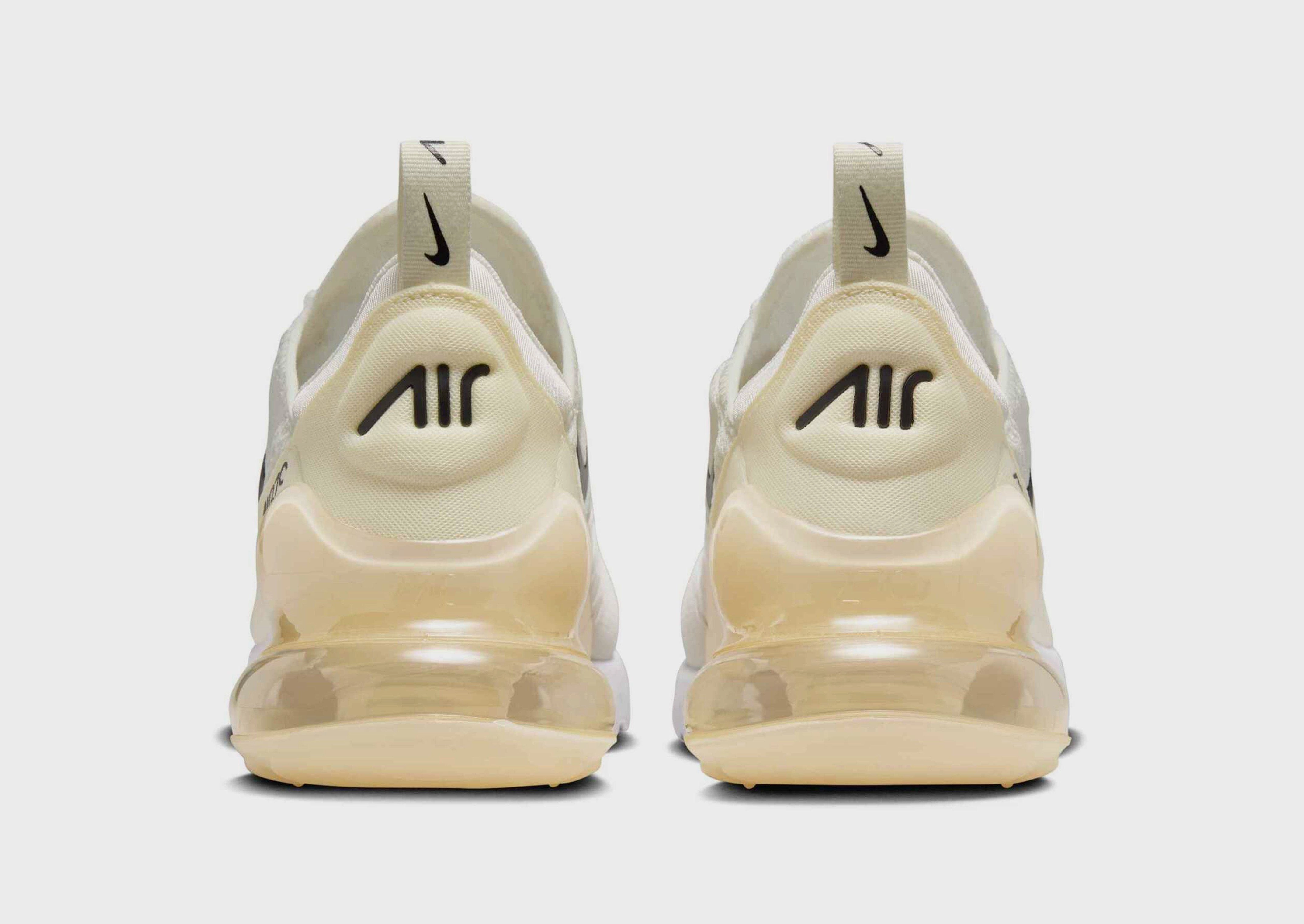 סניקרס Air Max 270 | נשים