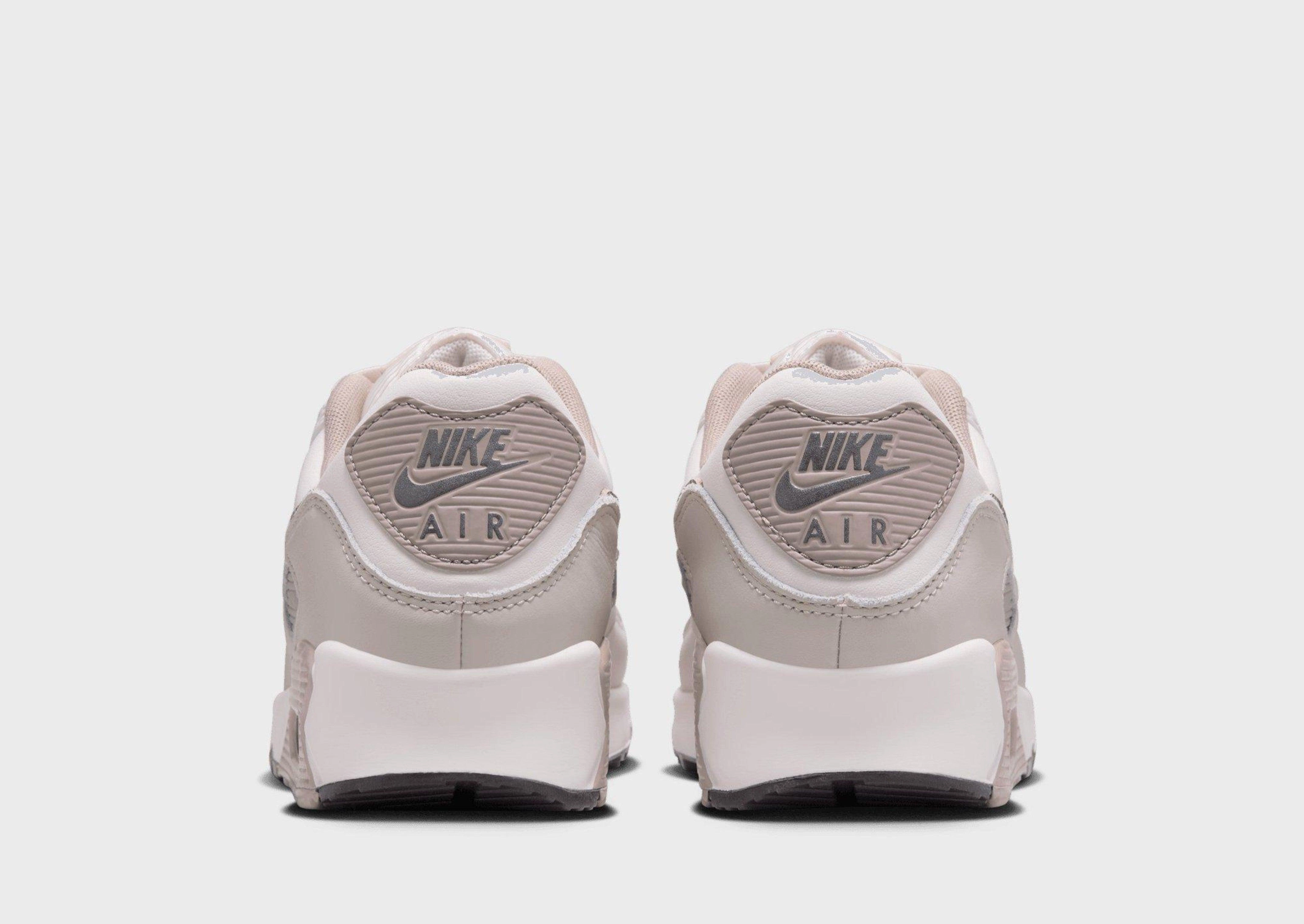 סניקרס Air Max 90 AMD | נשים