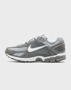סניקרס Air Zoom Vomero 5 | גברים