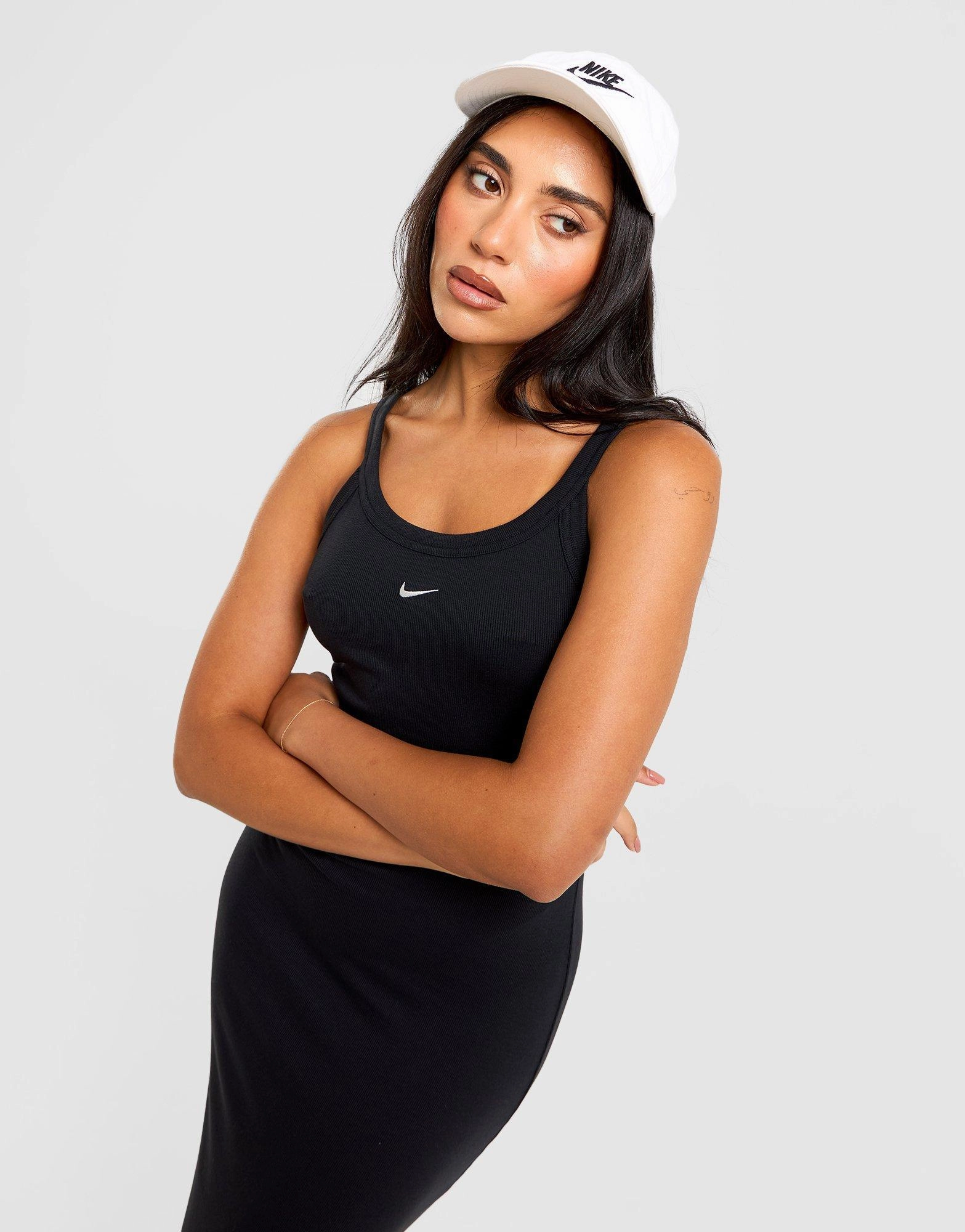 שמלת ריב Sportswear Chill Knit | נשים